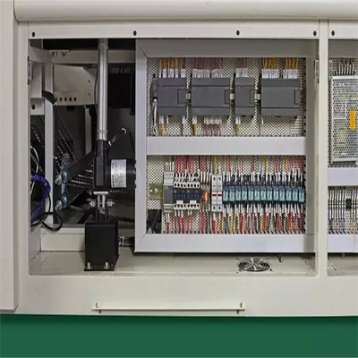 Minigolf Solderende Machine Geleide PCB die Smd-het Opzetten Machine vervaardigen